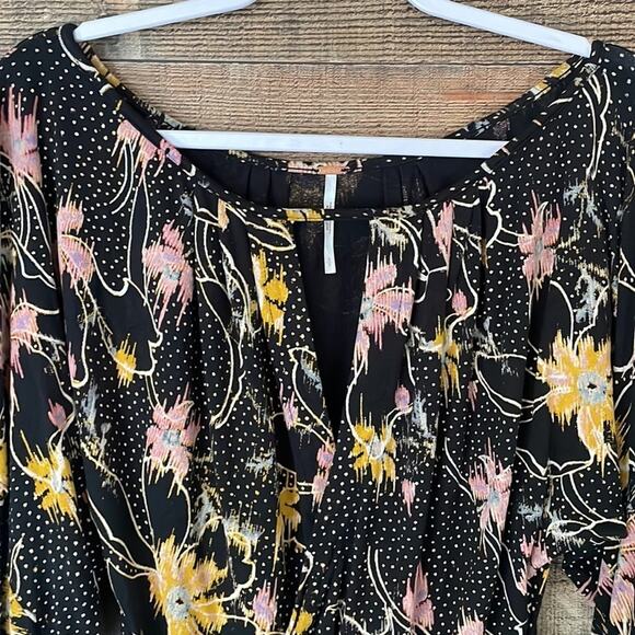 Free People Last Time Print Top In Black Combo Dramatic Bell Sleeve Size Small - Picture 2 of 12